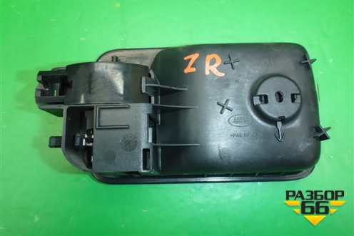 Ручка внутренняя двери задней правой (FVC500126) для Land Rover Discovery 3 с 2004-2009г (Дискавери)