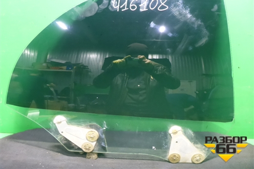 Стекло двери задней правой (седан) для Subaru Impreza (GG-GD) с 2000-2007г (Импреза)