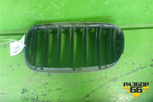 Решетка радиатора правая (7316076) для BMW X5 F15 с 2013г (Х5 Ф15)