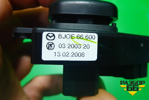 Переключатель регулировки зеркал (BJ0E66600) для Mazda Mazda 3 (BK) с 2003-2009г 