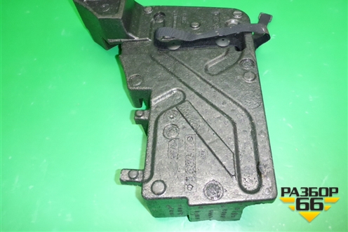 Ящик инструментальный в багажник (7L0012112) для Volkswagen Touareg c 2002-2010г (Туарег)