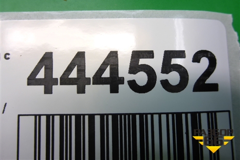 Уплотнитель двери задней правой для Volkswagen Touareg c 2002-2010г (Туарег)