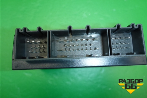 Блок комфорта (7L0959933H) для Volkswagen Touareg c 2002-2010г (Туарег)