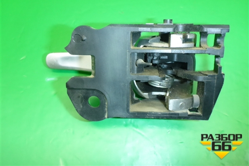 Ручка внутренняя двери задней левой для Toyota Verso с 2009-2018г (Версо)