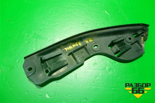 Кронштейн заднего бампера правый (под фонарь) для Volkswagen Touareg c 2002-2010г (Туарег)