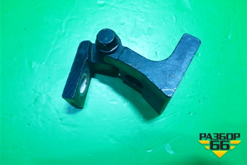 Петля двери задней правой верхняя (7L0833402B) для Volkswagen Touareg c 2002-2010г (Туарег)