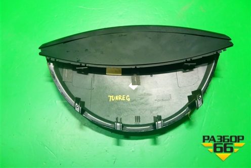 Накладка на щиток приборов (7L6858291) для Volkswagen Touareg c 2002-2010г (Туарег)