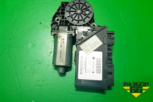 Моторчик стеклоподъёмника задний левый (7L0959703) для Volkswagen Touareg c 2002-2010г (Туарег)