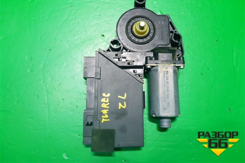 Моторчик стеклоподъёмника задний левый (7L0959703) для Volkswagen Touareg c 2002-2010г (Туарег)