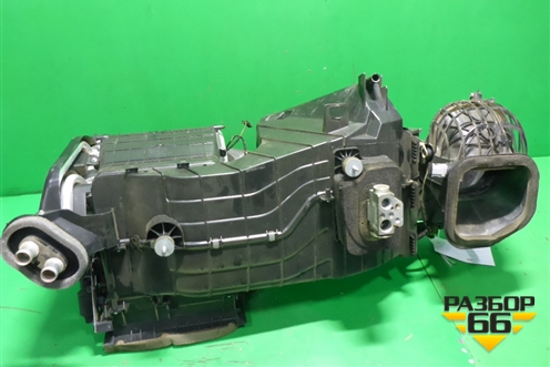Корпус отопителя (без моторчика) для Volkswagen Touareg c 2002-2010г (Туарег)