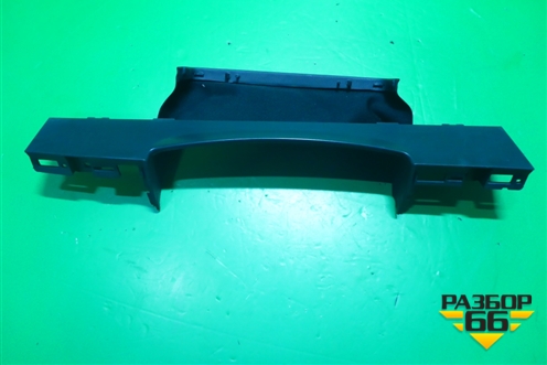 Накладка внутренняя (над рулевым кожухом) (7L6419798B) для Volkswagen Touareg c 2002-2010г (Туарег)