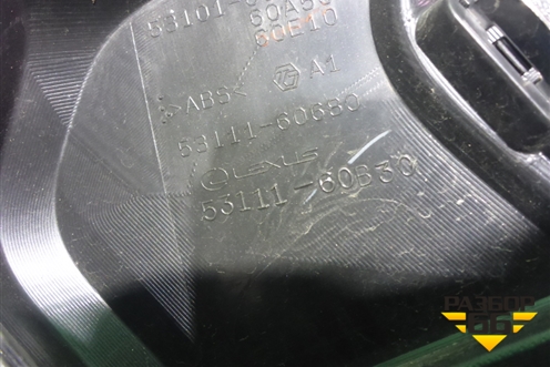 Решетка радиатора (5311160B30) для Lexus LX-570 с 2015г (ЛХ)