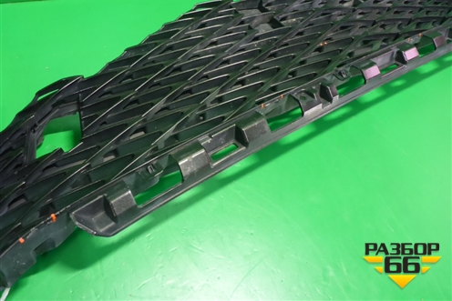 Решетка радиатора (нижняя часть F-Sport) (5315548060) для Lexus RX 350 c 2015г (РХ)