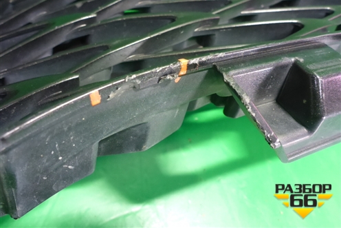 Решетка радиатора (нижняя часть F-Sport) (5315548060) для Lexus RX 350 c 2015г (РХ)