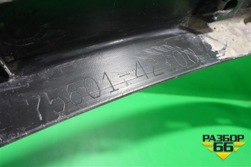 Накладка переднего крыла правого (после 2015г) (7560142100) для Toyota Rav-4 с 2012-2019г (Рав 4)