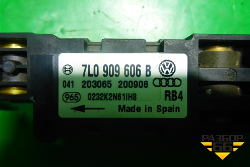 Датчик AIR BAG (7L0909606B) для Volkswagen Touareg c 2002-2010г (Туарег)