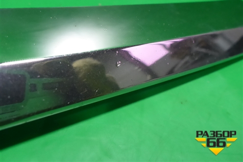 Накладка на решетку радиатора (после 2014г првая) (5312133030) для Toyota Camry V50 с 2011-2018г (Камри)