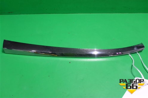 Накладка на решетку радиатора (левая) (5312433010) для Toyota Camry V50 с 2011-2018г (Камри)