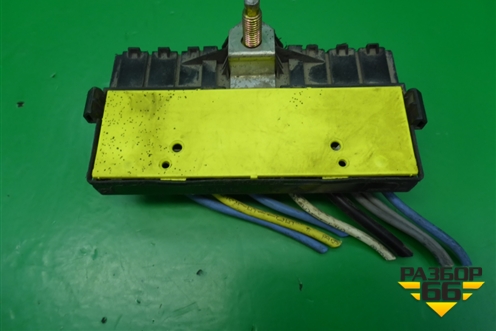 Блок предохранителей подкапотный для Peugeot 308 с 2007-2014г