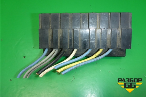 Блок предохранителей подкапотный для Peugeot 308 с 2007-2014г
