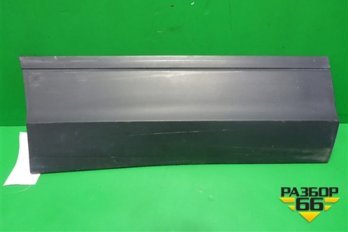 Накладка двери задней правой (5NA854950N) для Volkswagen Tiguan с 2016г (Тигуан)