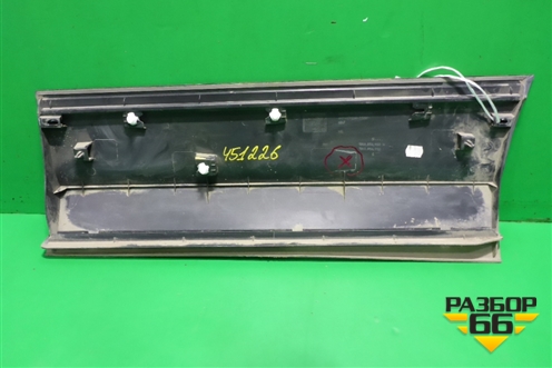 Накладка двери задней правой (5NA854950N) для Volkswagen Tiguan с 2016г (Тигуан)