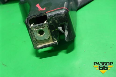 Кронштейн заднего бампера центральный (51127349374) для BMW X6 F16 с 2014г (Х6 Ф16)