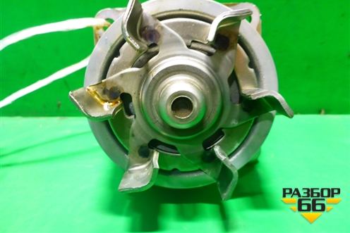 Насос водяной помпа (2.5л VQ25DE) для Nissan Teana (J32) с 2008-2013г (Теана)