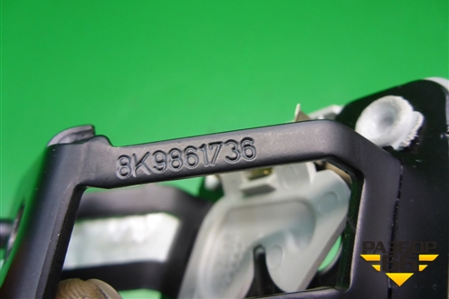 Кронштейн (сетки в багажник правый) (8K9861736) для Audi Q5 c 2008-2017г (Ку 5)