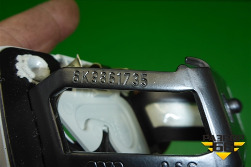 Кронштейн (сетки в багажник левый) (8K9861735) для Audi Q5 c 2008-2017г (Ку 5)