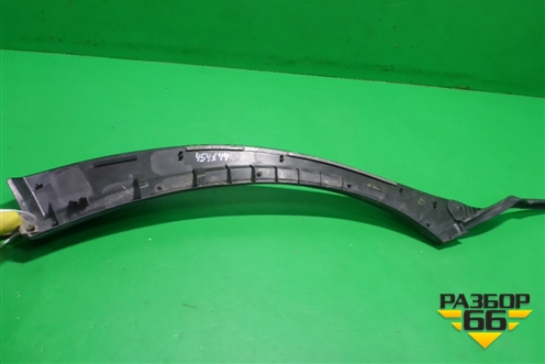 Накладка двери задней левой (на арку внутренняя) (6785748021) для Lexus RX 350 c 2015г (РХ)