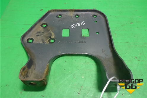 Кронштейн осушителя  (A9424295468) для Mercedes Benz TRUCK Axor 2 с 2004г (Аксор)