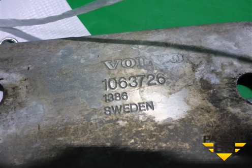 Подножка ступенька (верхняя) (1063726) для Volvo TRUCK FM с 2001-2013г (ФМ)