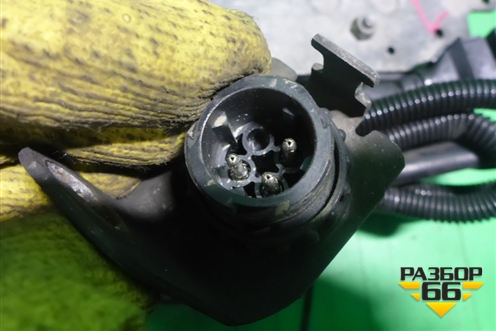 Замок кабины гидравлический (A9303100083) для Mercedes Benz TRUCK Axor 2 с 2004г (Аксор)