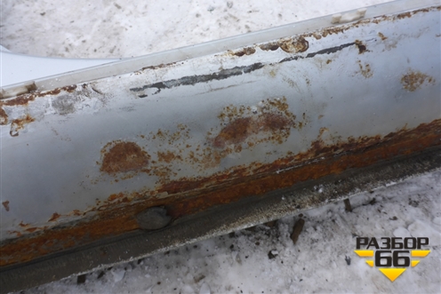 Порог со стойкой правый для Volkswagen Touareg c 2002-2010г (Туарег)