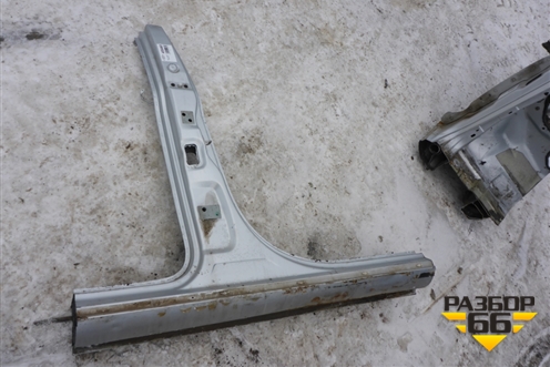 Порог со стойкой правый для Volkswagen Touareg c 2002-2010г (Туарег)