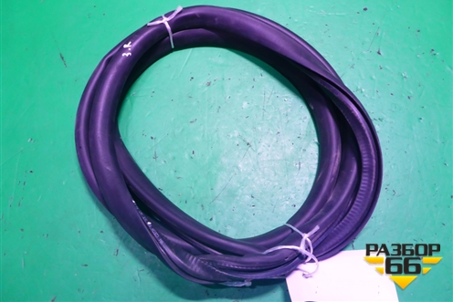 Уплотнитель двери (задней правой на кузов) (3C5867913B) для Volkswagen Passat (В7) с 2011-2014г (Пассат Б7)