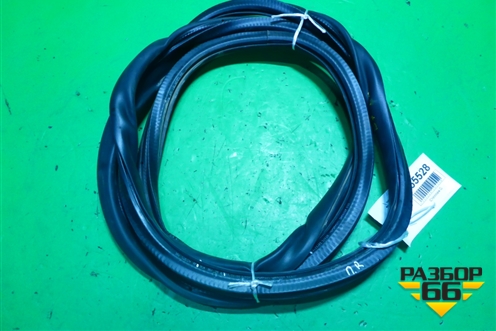 Уплотнитель двери (передней правой на кузов) (3C4867911B) для Volkswagen Passat (В7) с 2011-2014г (Пассат Б7)