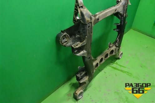 Подрамник передний АКПП (7L0400025) для Volkswagen Touareg c 2002-2010г (Туарег)