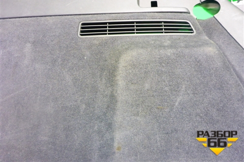 Обшивка багажника левая для Volkswagen Touareg c 2002-2010г (Туарег)