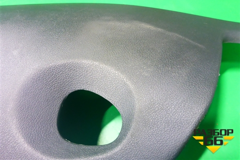 Обшивка багажника левая для Volkswagen Touareg c 2002-2010г (Туарег)