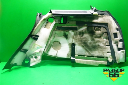 Обшивка багажника левая для Volkswagen Touareg c 2002-2010г (Туарег)