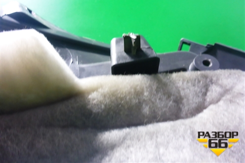 Обшивка багажника левая для Volkswagen Touareg c 2002-2010г (Туарег)