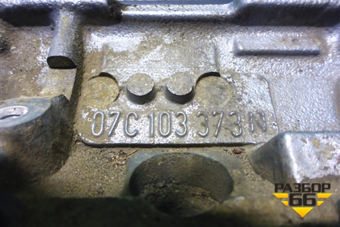 Головка блока цилиндров (6.0л BJN левая в сборе) (07C103373N) для Volkswagen Touareg c 2002-2010г (Туарег)