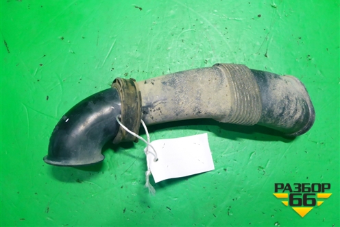 Патрубок воздушного фильтра (6.0л BJN) (7L0129609B) для Volkswagen Touareg c 2002-2010г (Туарег)