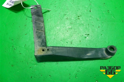 Кронштейн заднего бампера левый (под фонарь) (7L6807861) для Volkswagen Touareg c 2002-2010г (Туарег)