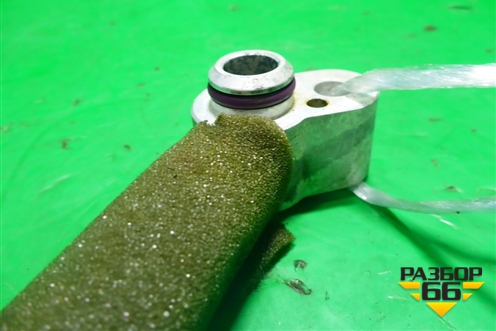 Трубка кондиционера (7L0820730A) для Volkswagen Touareg c 2002-2010г (Туарег)