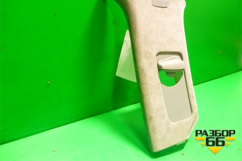 Обшивка стойки задняя верхняя правая (передняя часть алькантара) (7L6867242AH) для Volkswagen Touareg c 2002-2010г (Туарег)