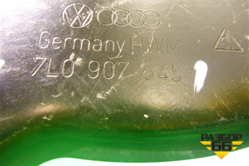 Кронштейн блока управления двигателем (7L0907645) для Volkswagen Touareg c 2002-2010г (Туарег)