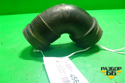 Патрубок воздушного фильтра (6.0л BJN) (7L6129684F) для Volkswagen Touareg c 2002-2010г (Туарег)